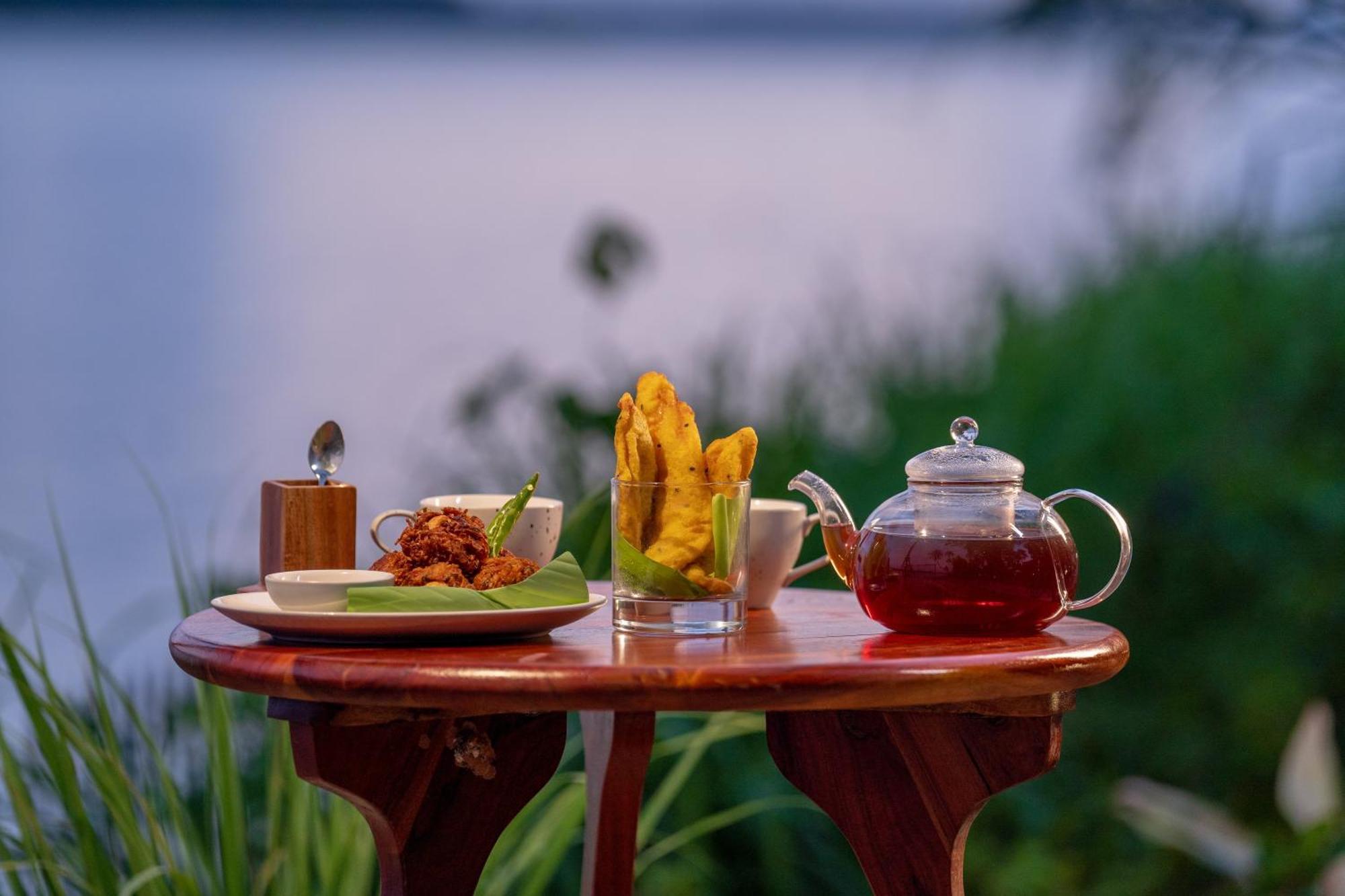 Vedic Village Retreat Kodungallur Kochi Buitenkant foto