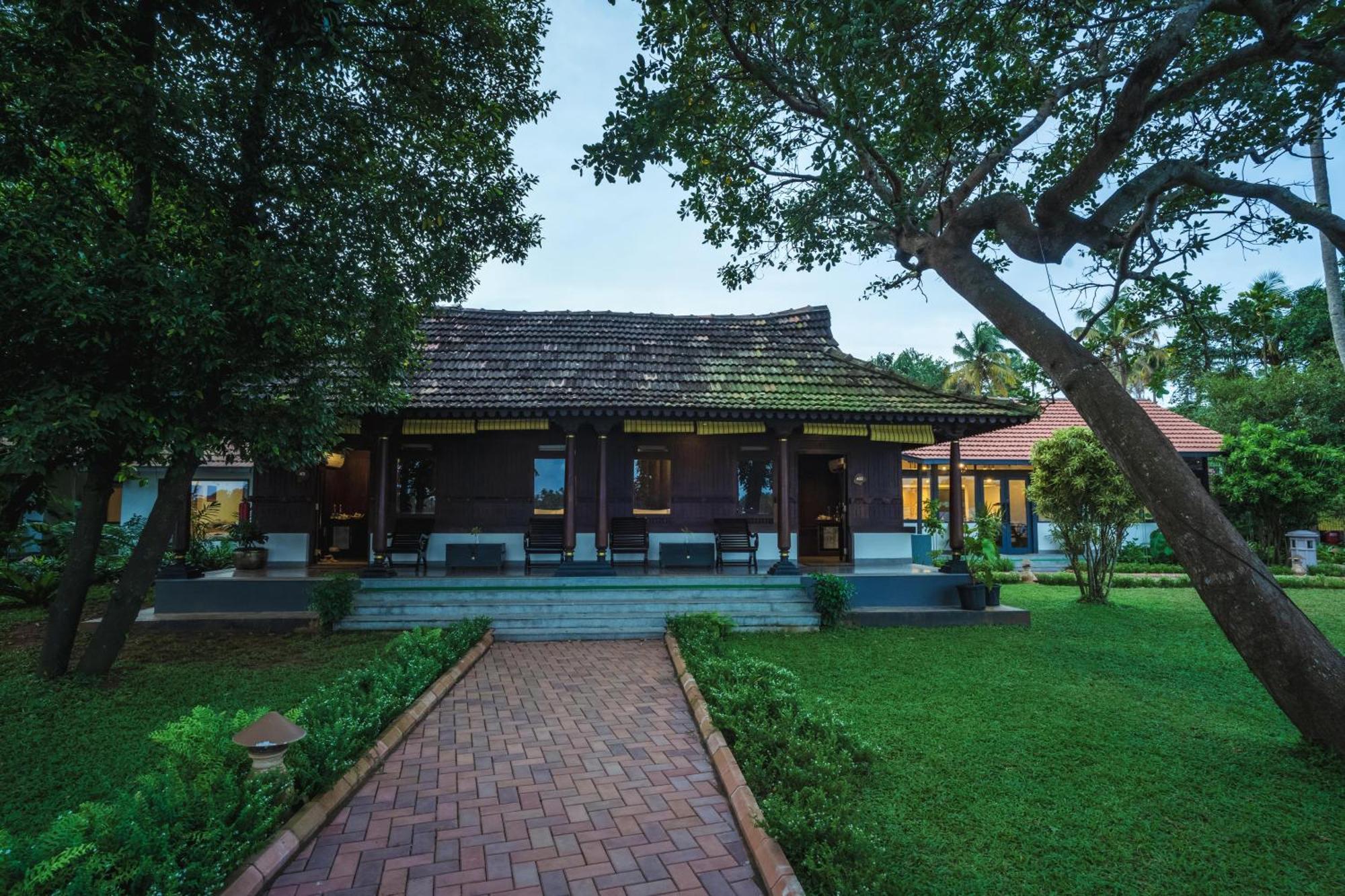 Vedic Village Retreat Kodungallur Kochi Buitenkant foto