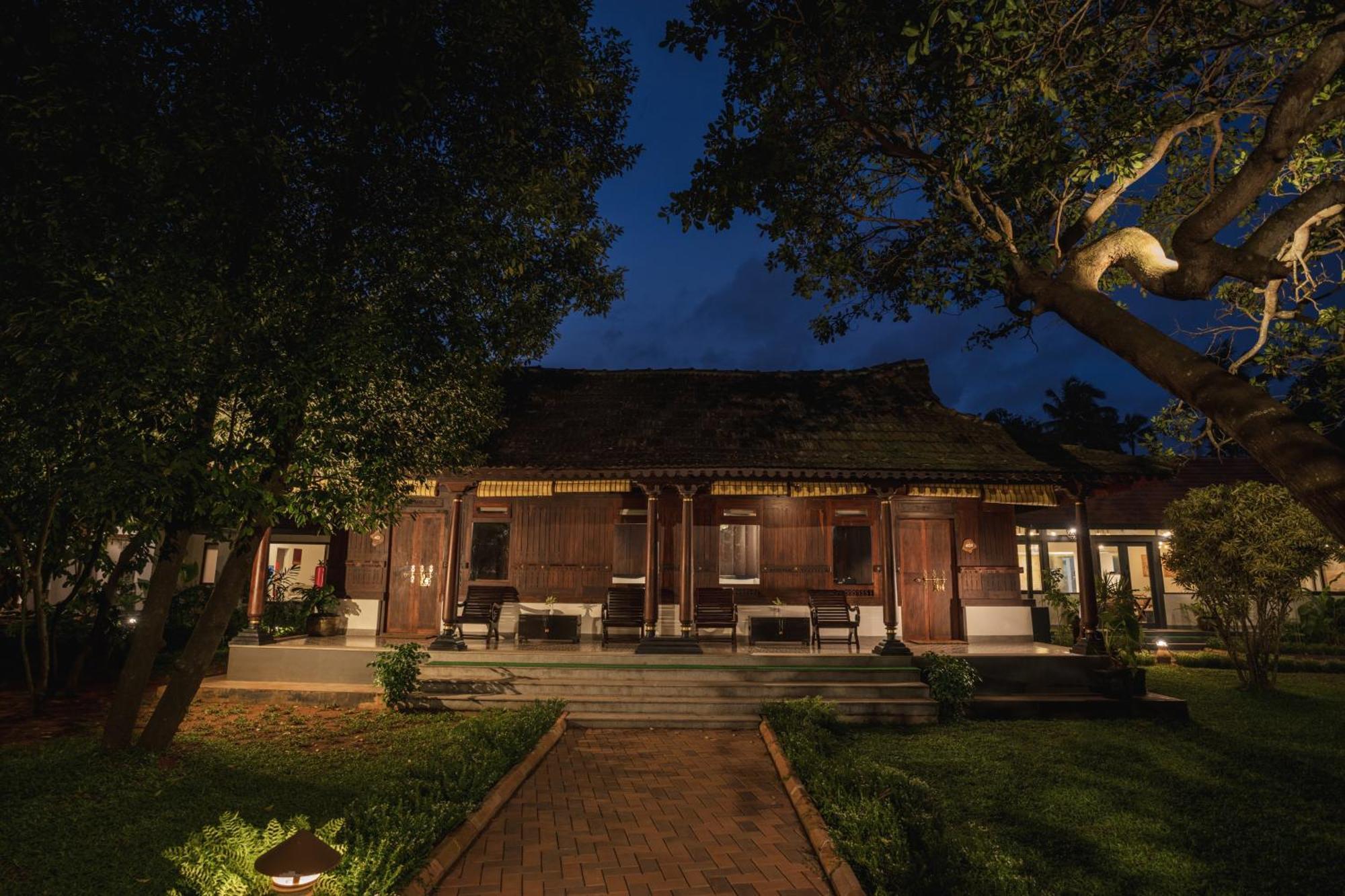 Vedic Village Retreat Kodungallur Kochi Buitenkant foto